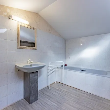 Le Bel Oasis Parking Facile Apartament *